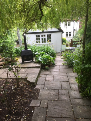 <p>Garden after makeover<br></p>